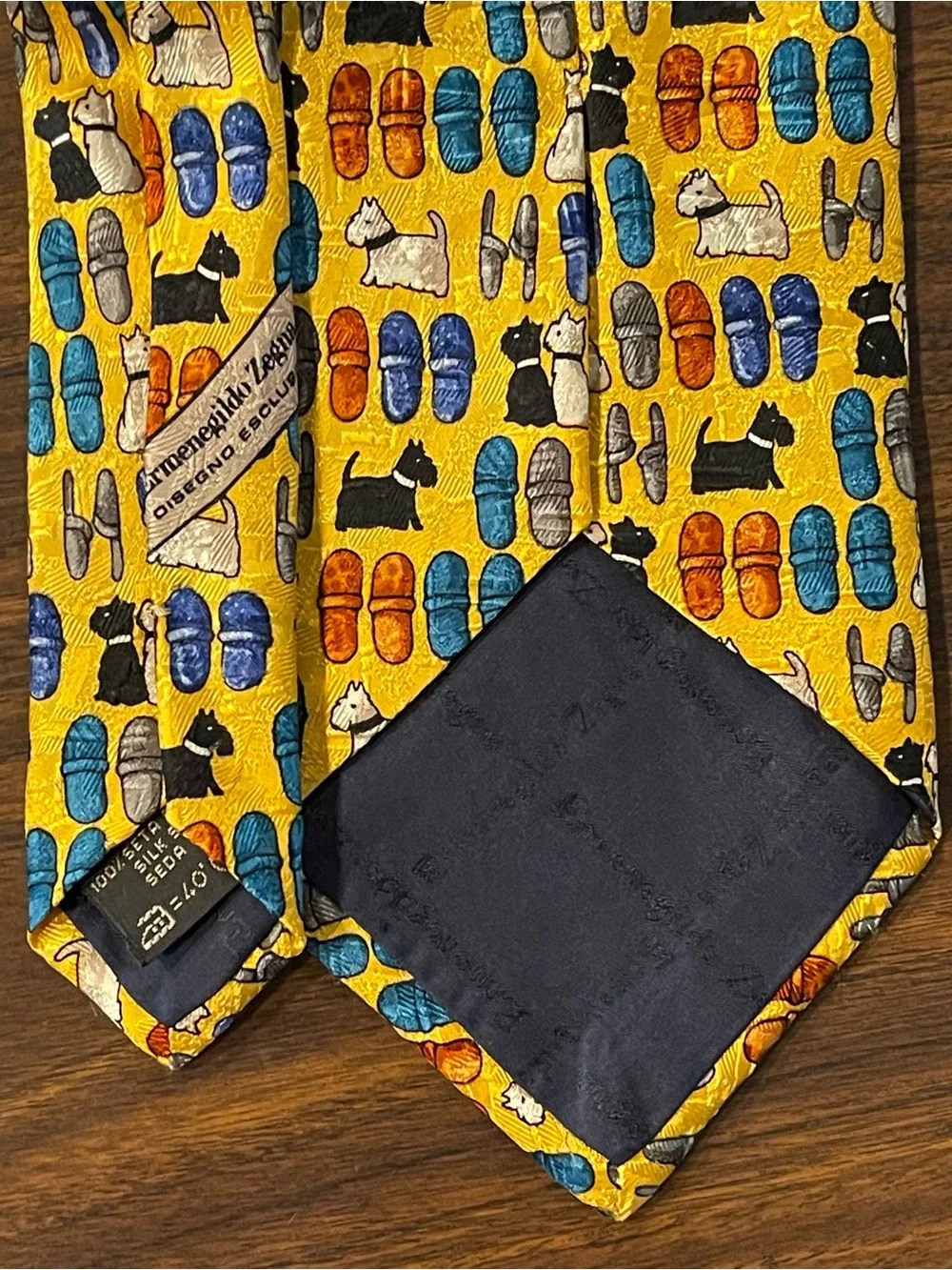 Ermenegildo Zegna Yellow Scottie Dogs & Slippers Silk Tie - Made in Italy - EUC